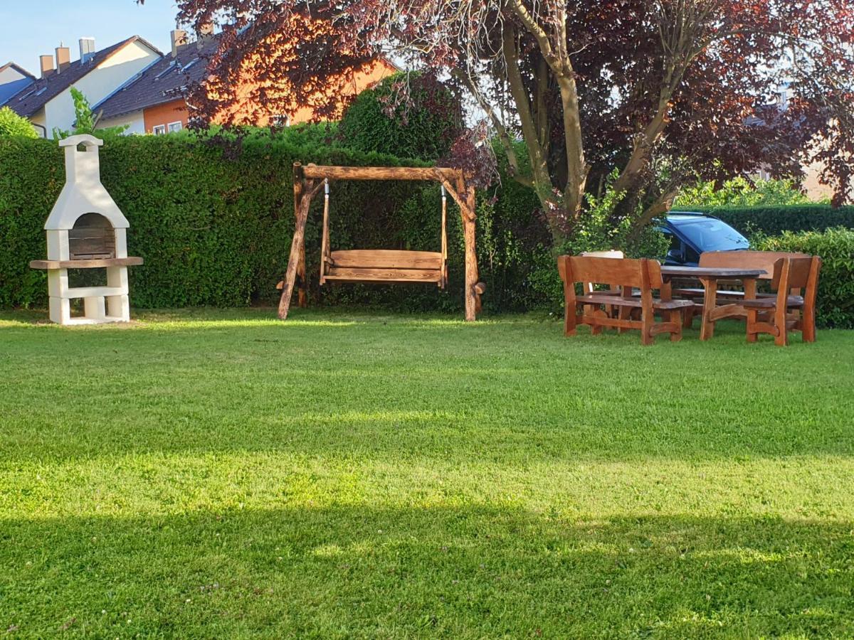 Ana'S Ferienwohnung Furth im Wald Bagian luar foto